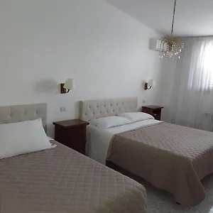 https://rooms-speedy-vicino-aeroporto-e-fiera-di-roma.it-romehotels.com